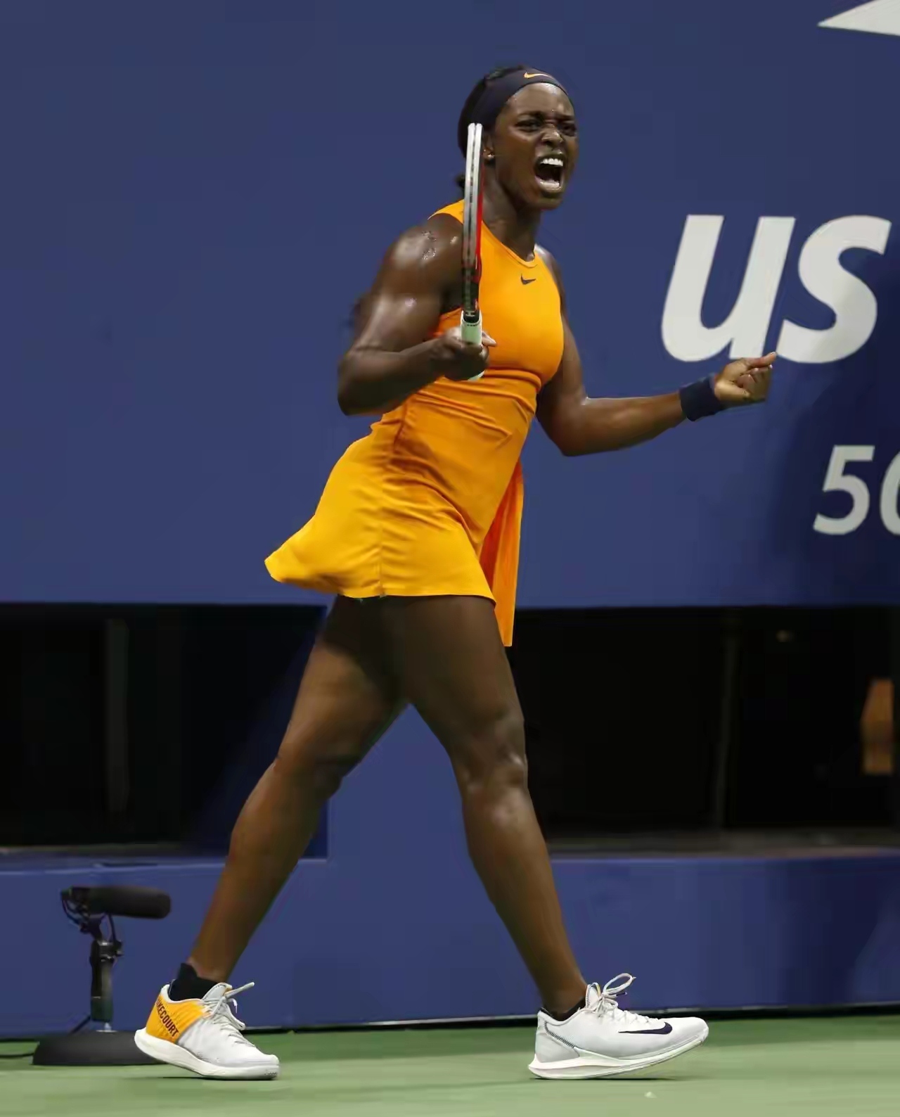 开云在线-法国队不断突破！，阿扎伦卡连续十二场比赛得分超过重返赛场再创辉煌时刻的简单介绍-开云在线