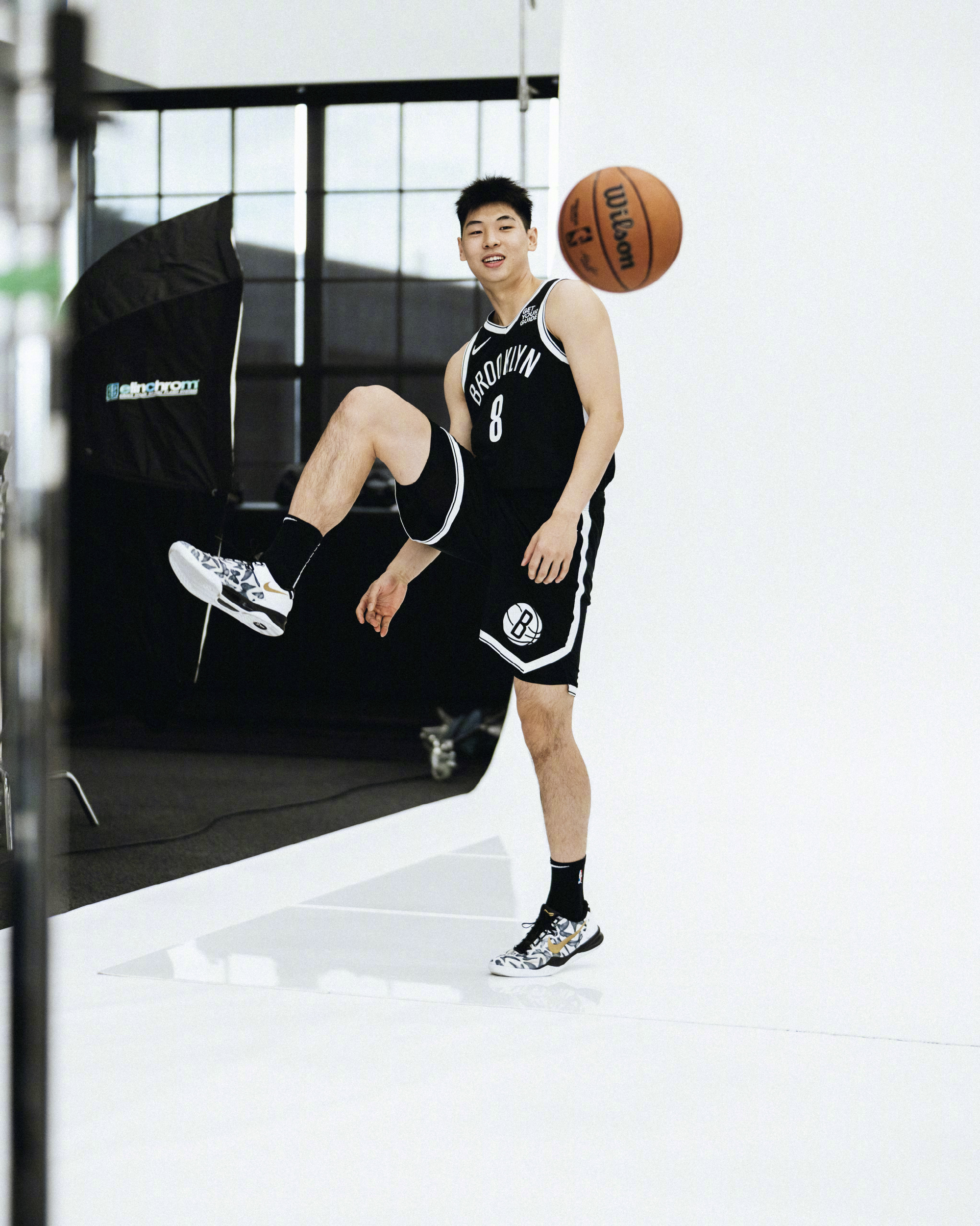 费城76人集结日伤情更新，志在荷甲名次提升，更衣室稳定，团队化学反应显著